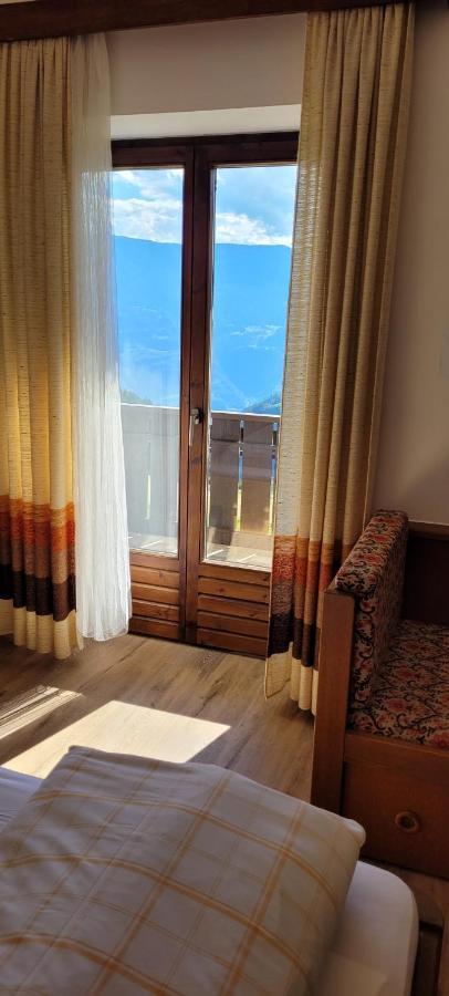 Waldhof Apartment Meltina Bagian luar foto